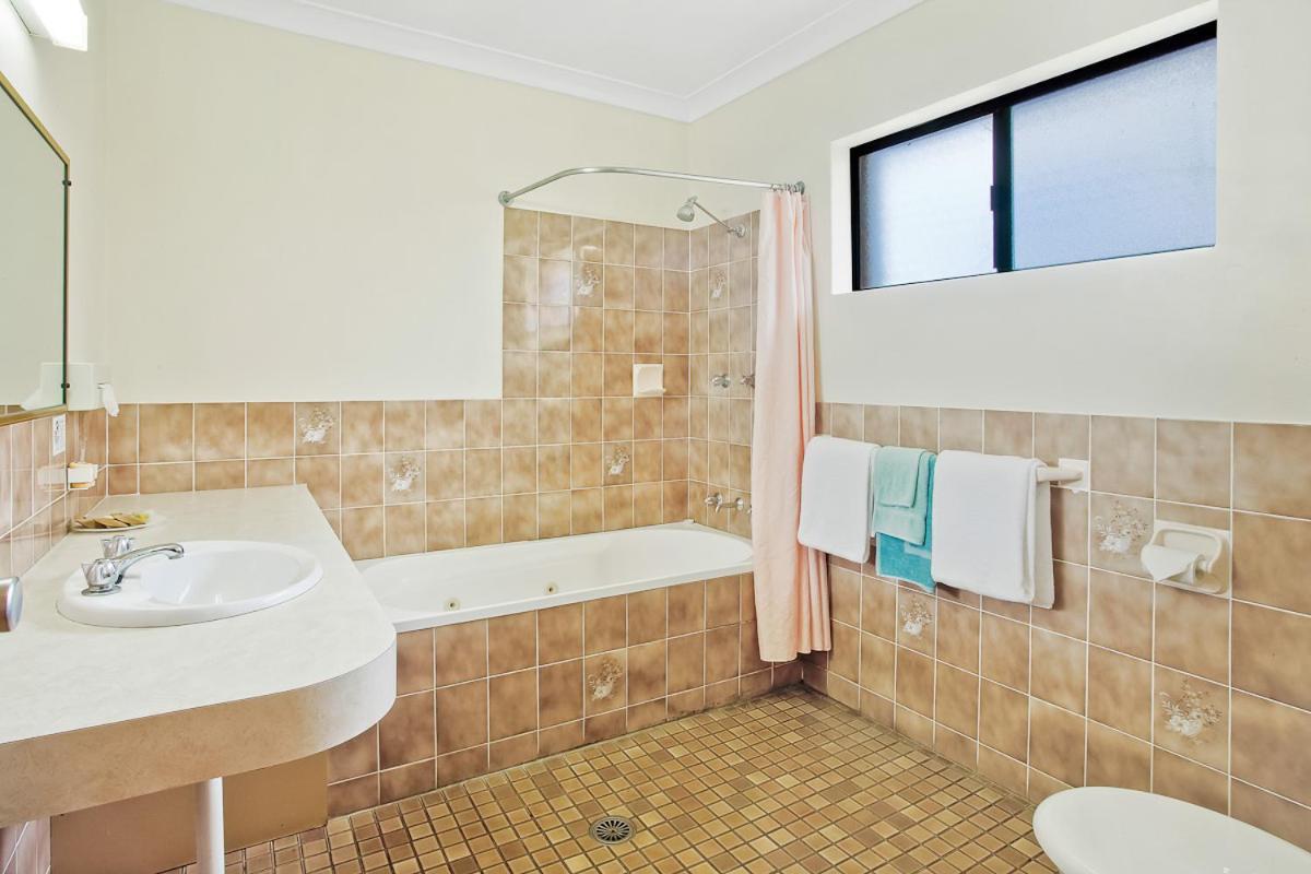 Bega Village Motor Inn Esterno foto